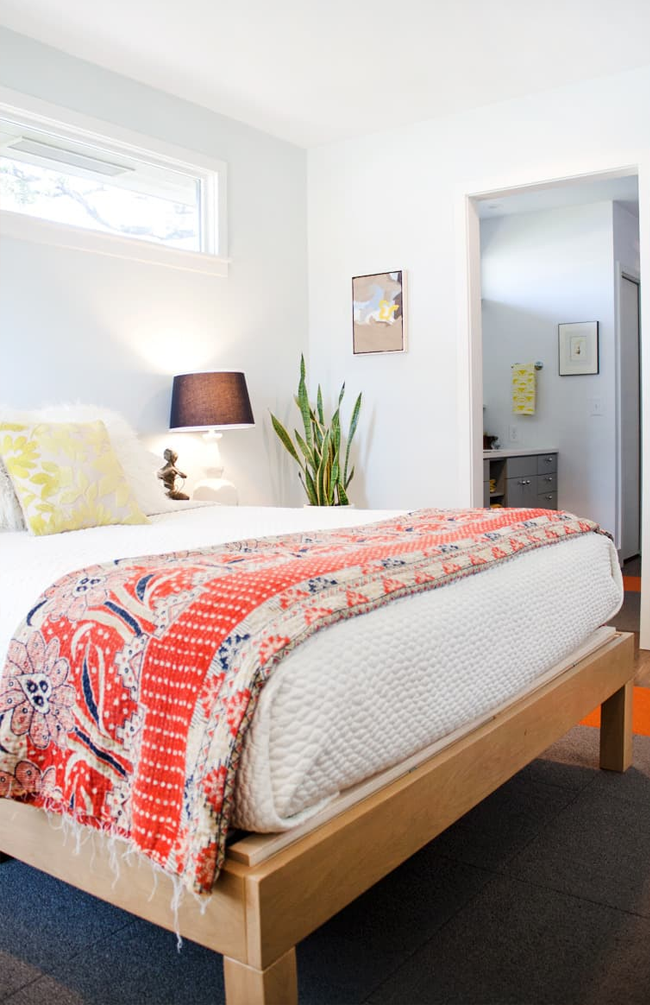 7 Ways To Use A Throw Blanket